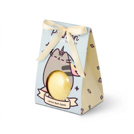 Lemon scented Pusheenicorn bath bomb | GECODART