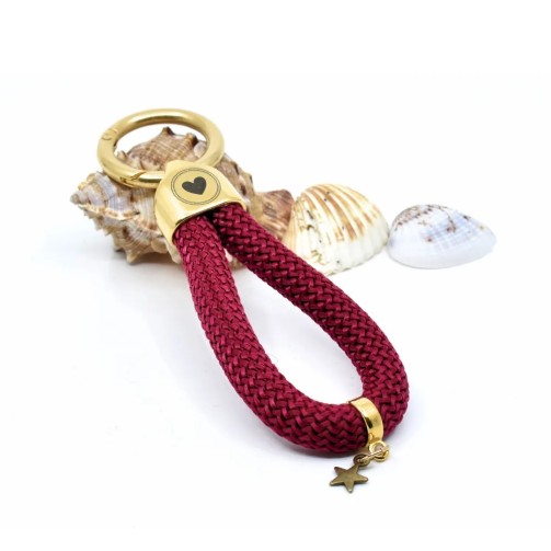 Elegant nautical-style keyrings – Discover them on Gecodart