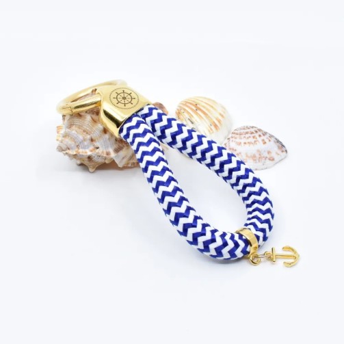Elegant nautical-style keychains – Discover them on Gecodart