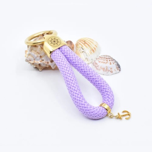 Elegant nautical-style keyrings – Discover them on Gecodart