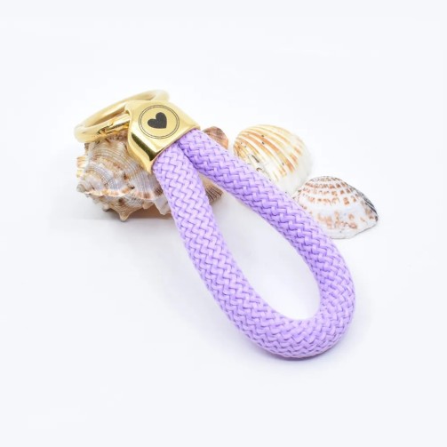 Elegant nautical-style keyrings – Discover them on Gecodart