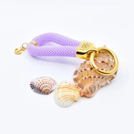 Elegant nautical-style keyrings – Discover them on Gecodart