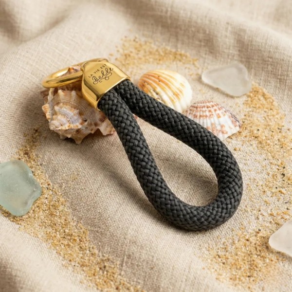 Elegant nautical-style keyrings – Discover them on Gecodart