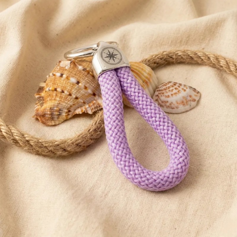 Lila – Maritimer Schlüsselanhänger in Silber Lila – Maritimer Schlüsselanhänger in Silber