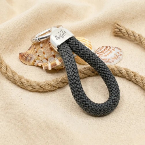 Nautische Schlüsselanhänger in Silber – Entdecken Sie sie auf Gecodart