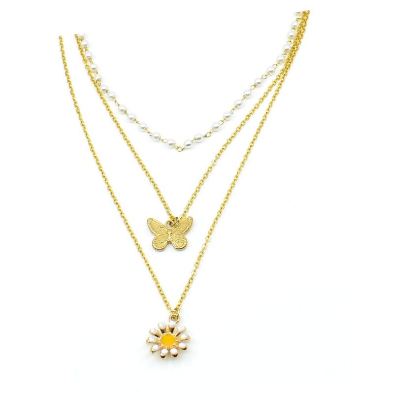 3 rows pearls and gold berloc necklace