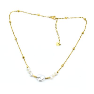 Pearl necklace, gold
