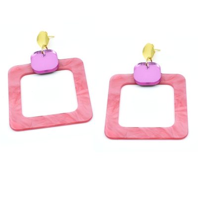 Square earrings pink